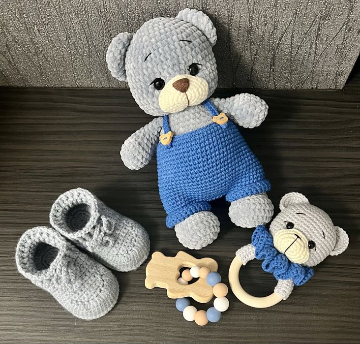 Вязані іграшки для дітей. Подарунки дітям