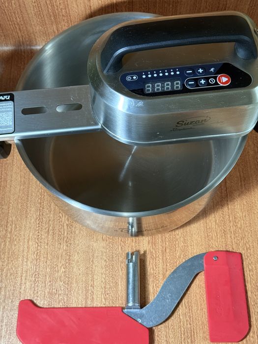 Panela mexedora para doces / brigadeiro – excelente estado