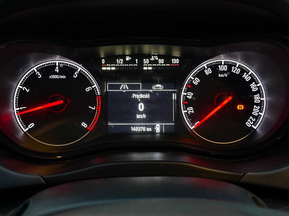opel corsa E 1.4 benzyna 90 KM 2018 rok