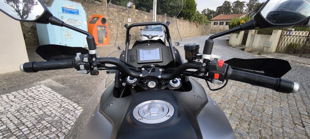 Mota Qj 700 SRT 2025
