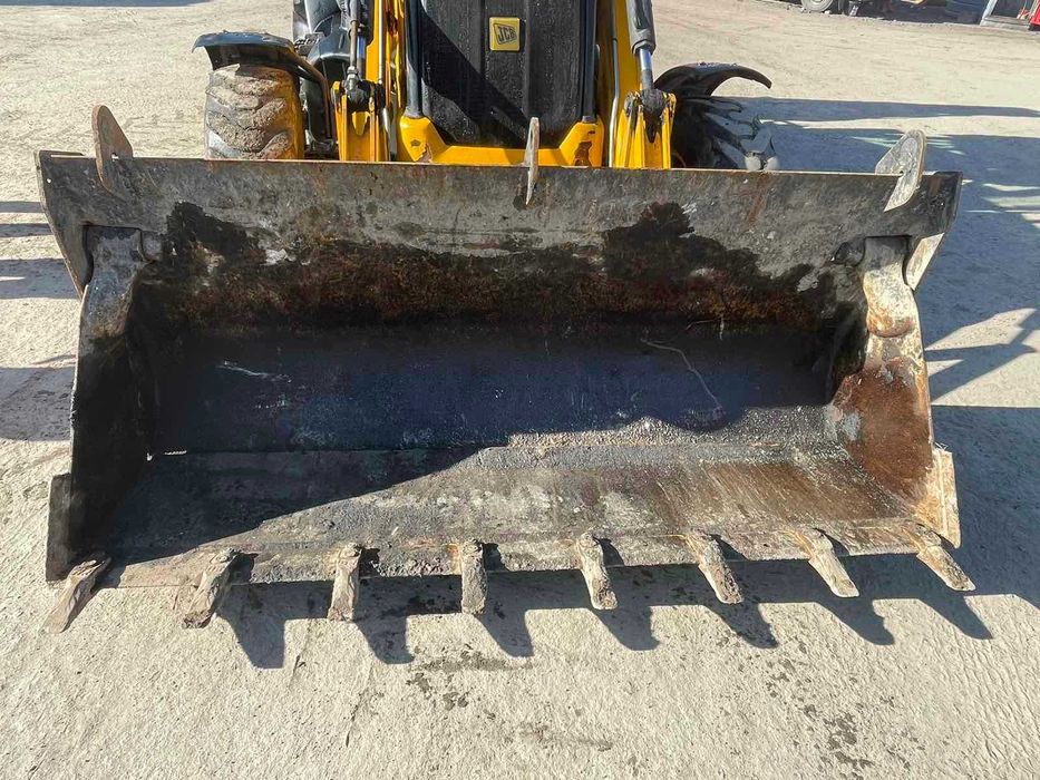 Екскаватор-навантажувач JCB 3CX 2020