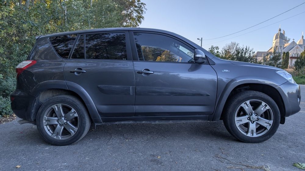 Toyota Rav 4 3 покоління
