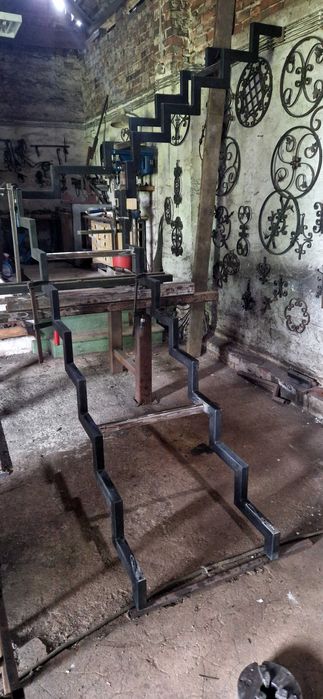 Konstrukcja schodów stalowych