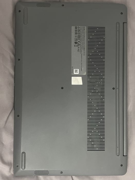 Portatil com amd radeon graphics e com um amd ryzen 5000 series 7