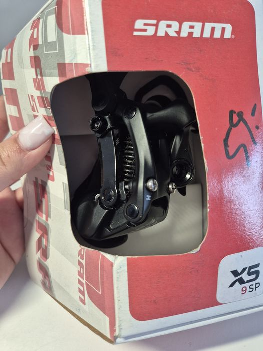 Przerzutka tylna Sram x5 9s