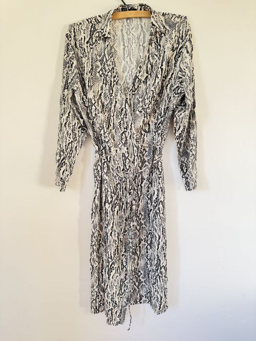 Sukienka Mohito długa zakładana letnia czarno biała wiązana