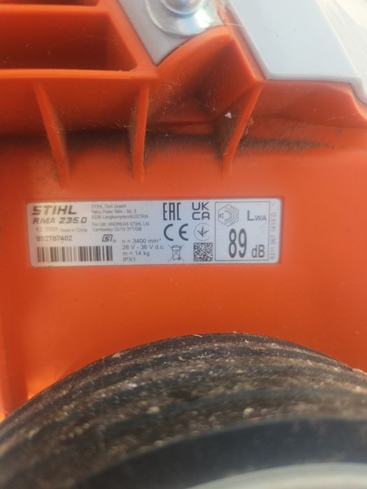 Conjunto Profissional STIHL a Bateria – Estado Impecável