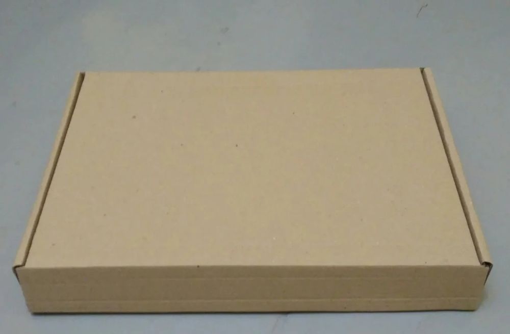 Коробки картонные