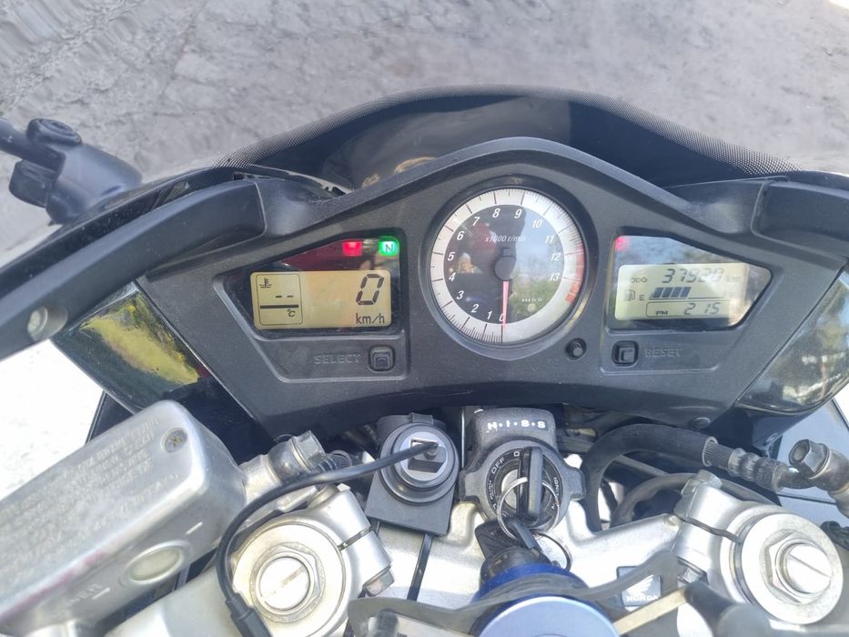 Honda VFR 800 super stan przebieg 38000 km 107 koni Serwisowany
