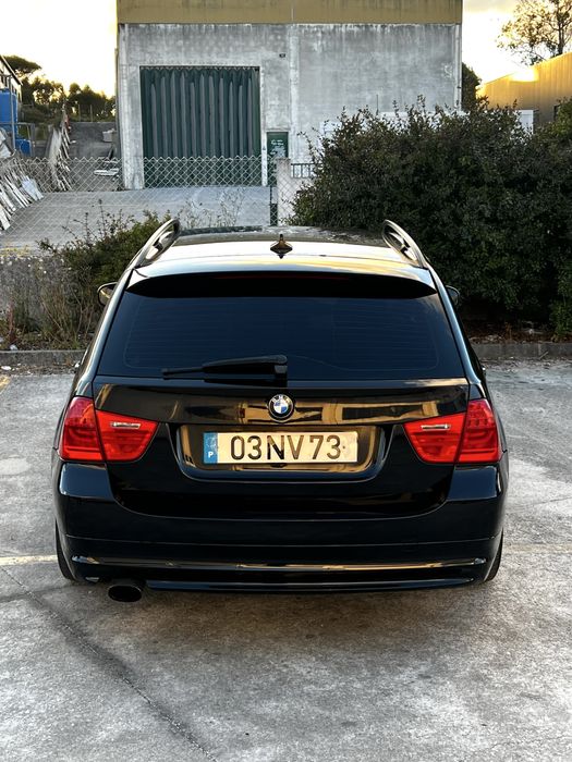 BMW 320d E91 LCI Sport Navigation Full extras
