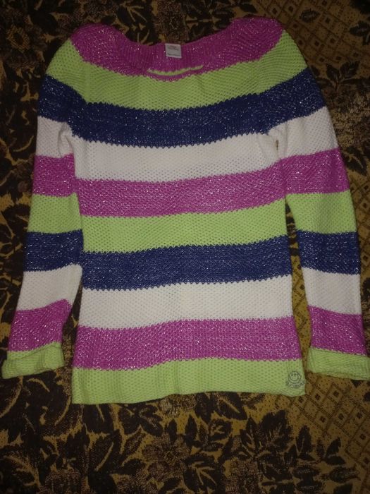 Кофты на девочку 10-12 лет.