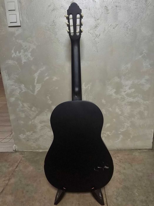 Navarrez NV12 Gitara klasyczna 4/4 czarny mat uszkodzona