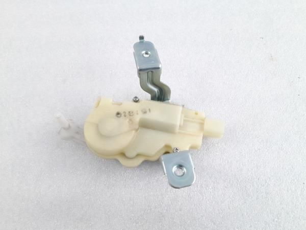 Motor Fecho Central TOYOTA Auris Hatchback (_E15_)