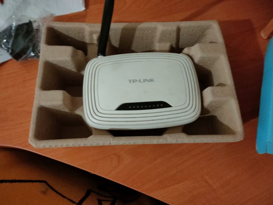 Пк.  Монитор наушники телефон клавиатура  и др.