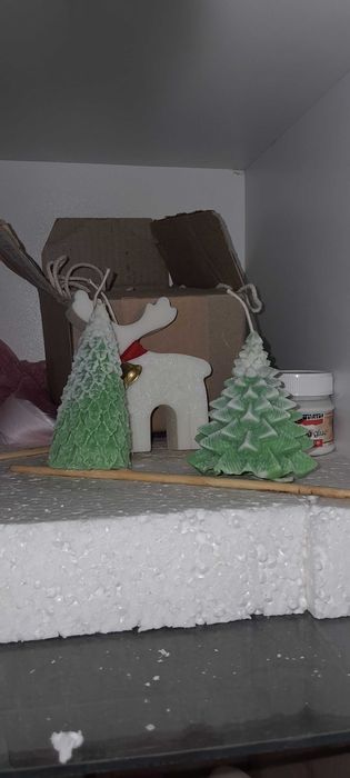 Свічка ялинка. Свеча елка.