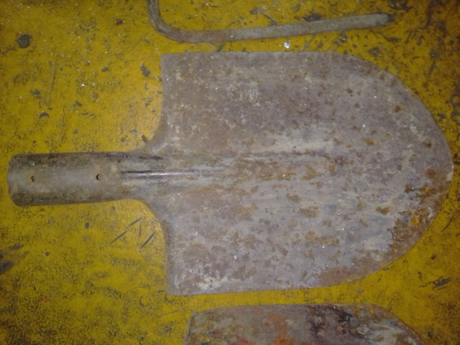 Лопата штыковая .