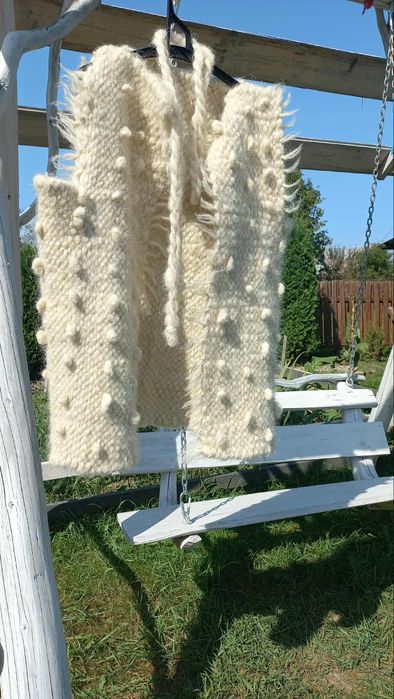 Гуня з овечої шерсті