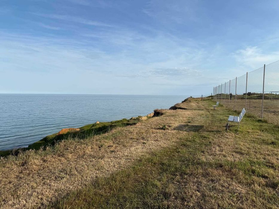 Продам ділянку біля моря. Гаряча ціна!