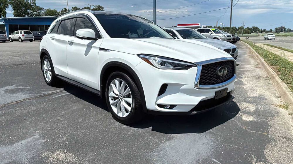 Infiniti QX50 Essential      2019