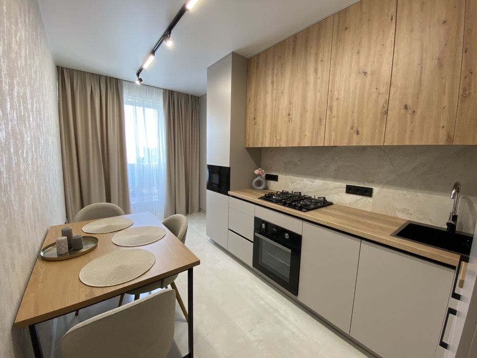 Продам шикарну квартиру з шикпн й ремонтом