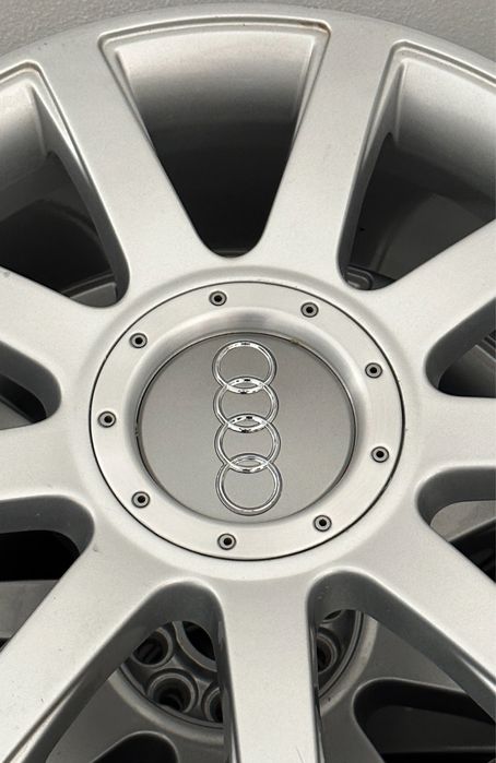 Centros de jantes Audi