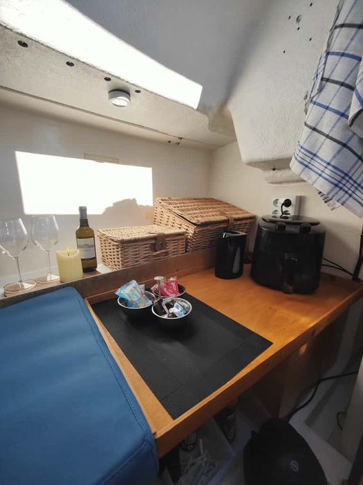 Vendo ou troco por carro,  veleiro 25 pés