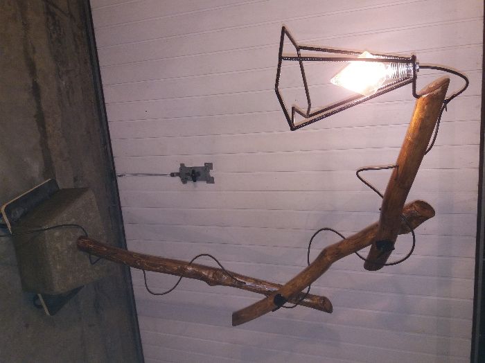lampa stojaca drewniana industrialna handmade