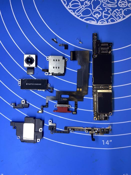 Запчасти iphone XR