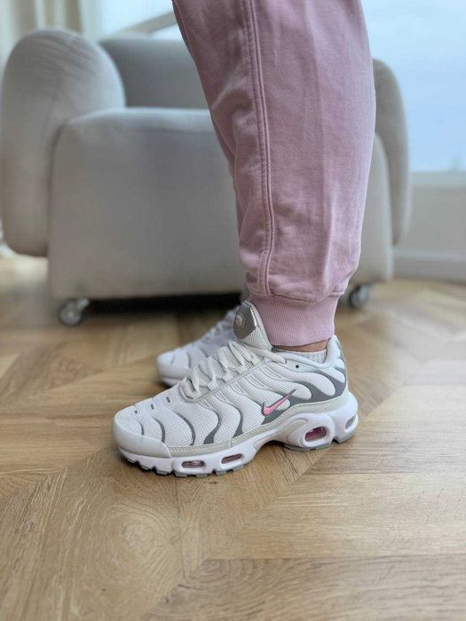 Женские кроссовки Nike Air Max Plus TN White Grey Pink 36-41 Хит! Топ