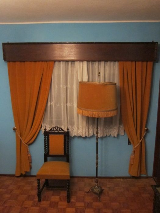 Candeeiro Vintage de pé alto em Bronze