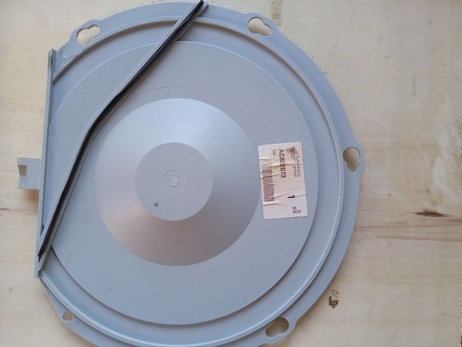 кришка висівного апарату Kverneland AC852073. 
Виробник: Kverneland Gr