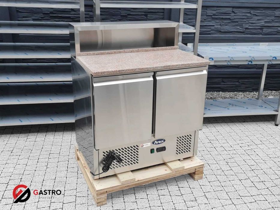 Stół chłodniczy do pizzy z nadstawką i blatem granitowym 90x70x108,2