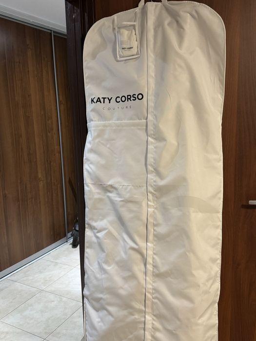 Продам весільну сукню Katy Corso