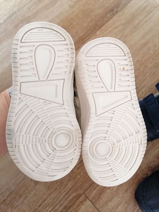 Buty dla dziewczynki