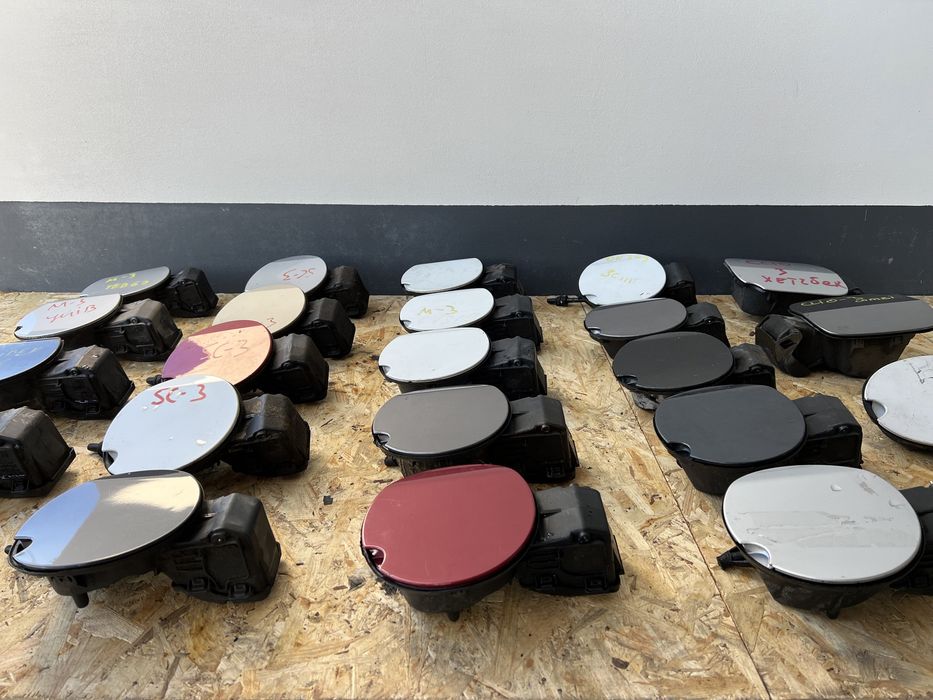 Кришка бака лючок бака Renault Меган-3Сценік 3 кліо -3