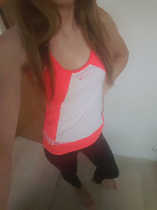 Top sportowy jak nowy