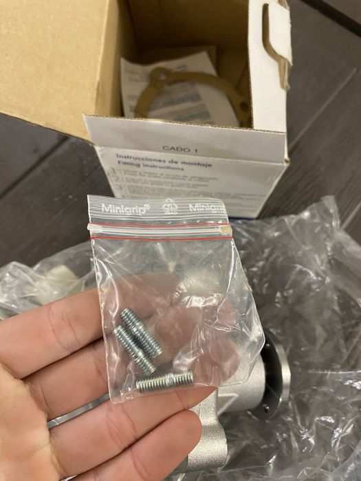 Помпа Opel Astra 1,7 CTDI O0142 DOLZ (НОВА)