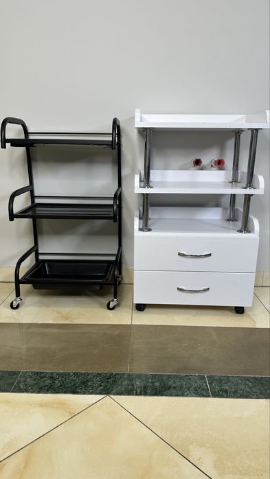 Продам косметологическую тележку.