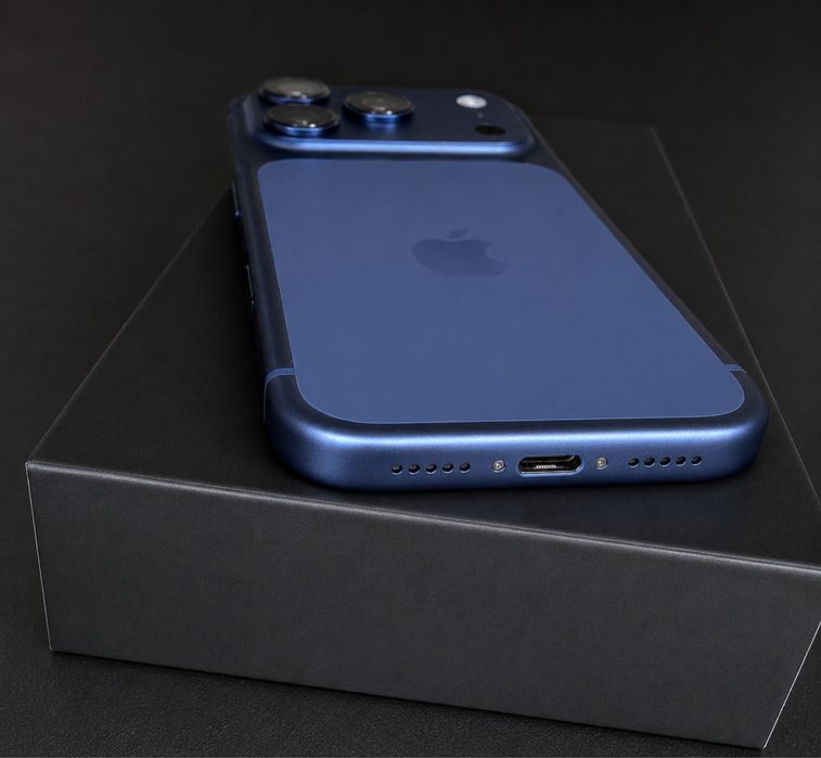 iPhone 17 Pro 256 GB Deep Blue | ESIM | Standard ASIS+ | Bateria 100% | 0 cykli | Gwarancja 12M | NIEAKTYWOWANY