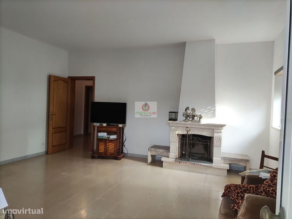 Andar Moradia  T2 em Fermentelos