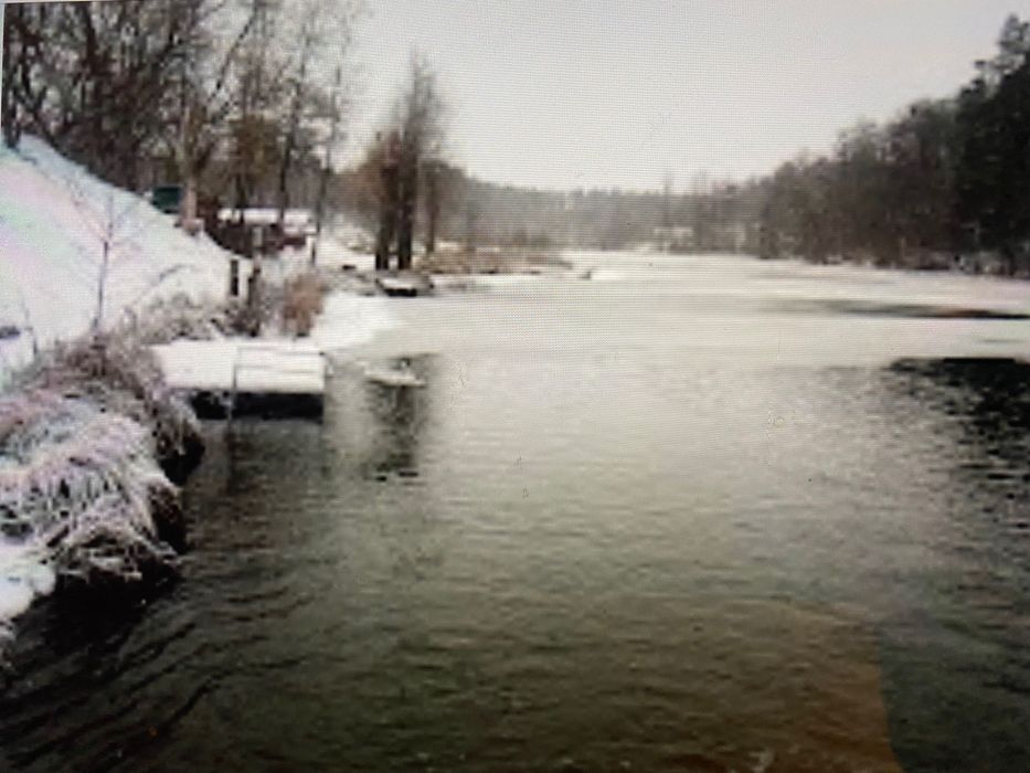 КОНОПЕЛЬКИ, 75 соток забудова Фасад 34 м,мальовниче місце!