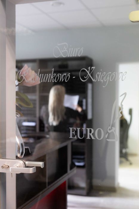 Nie masz dobrego kontaktu z obecną księgową ? zapraszam.