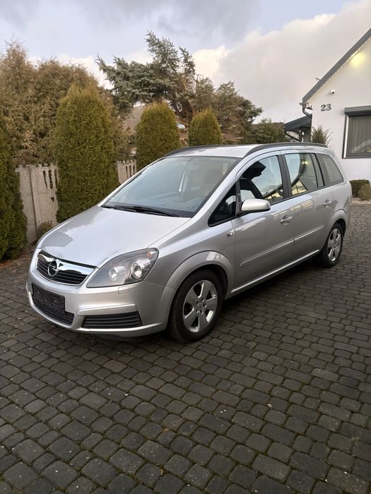 Sprzedam Opel Zafira B 1.8 benzyna