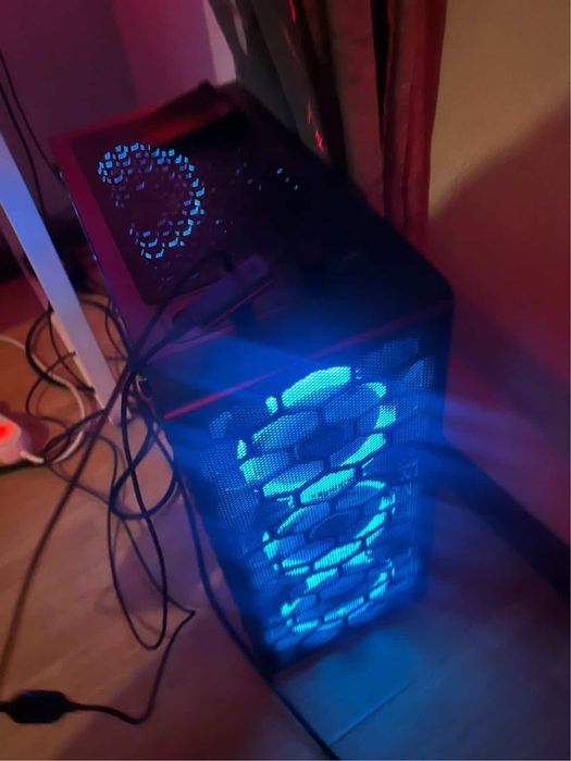 Caixa gamer de PC445295289267005442