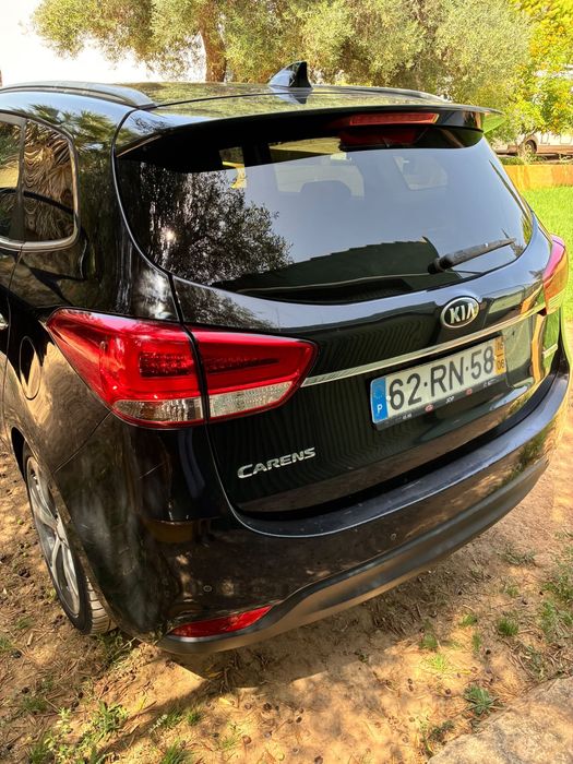 Kia carens - 7 lugares - Diesel
