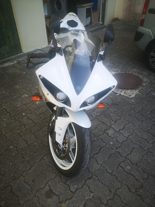 Yamaha r1 crossplane 2009