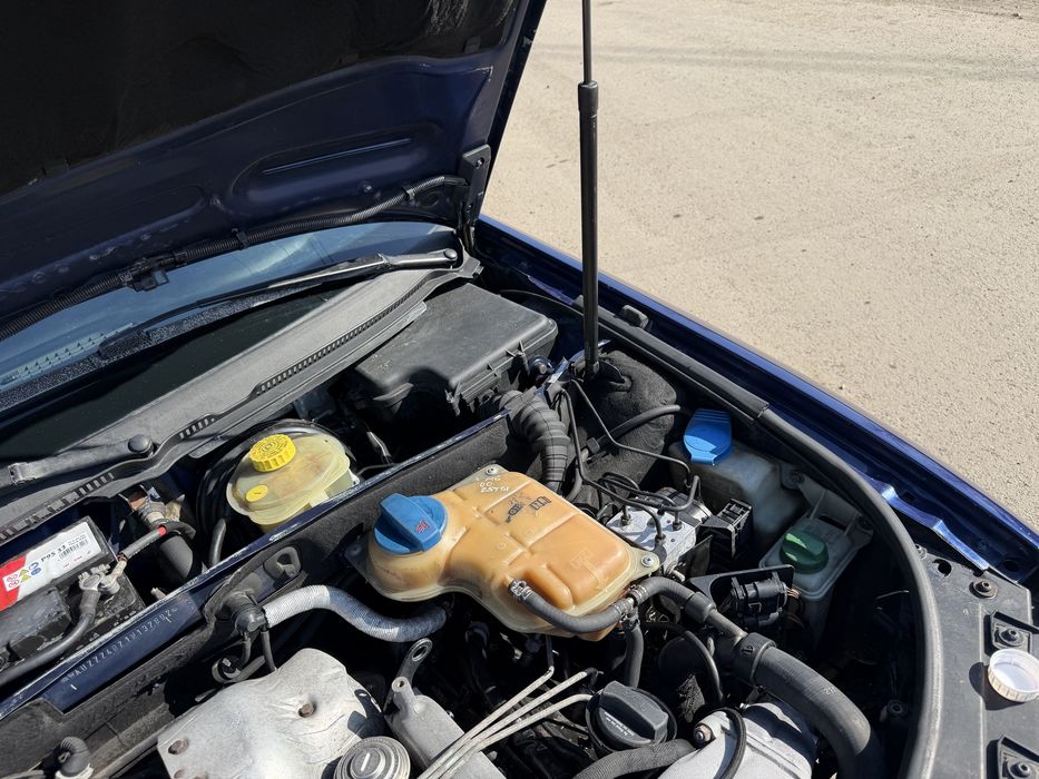 Audi A6 C5 2.5 avtomat