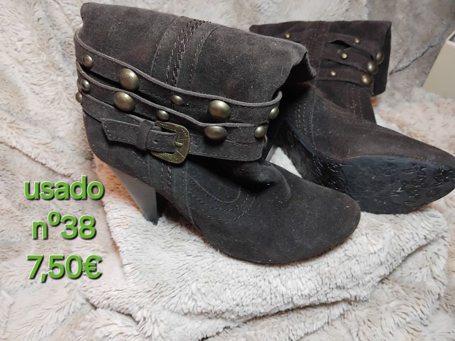 Calcado com pouco uso