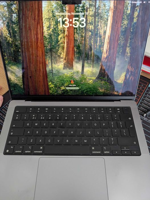 Apple M1 Pro 2021 - 14inch 1TB 16GB