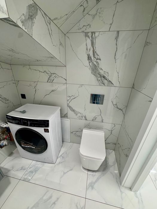 Продам котедж з ремонтом в районі Щасливе!